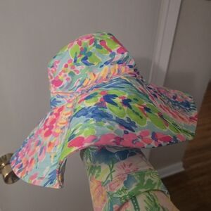 Lilly Pulitzer Catch the Wave Beach Hat